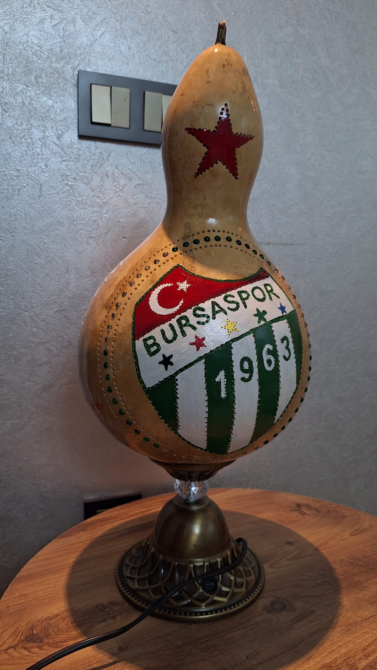 Bursaspor & Türk Metal Sendikası Logolu Özel Tasarım Su Kabağı Abajur - Görsel 3